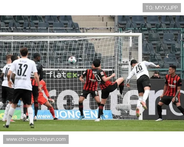 门兴莱比锡攻防博弈，奥诺拉速度对决卢克巴回追